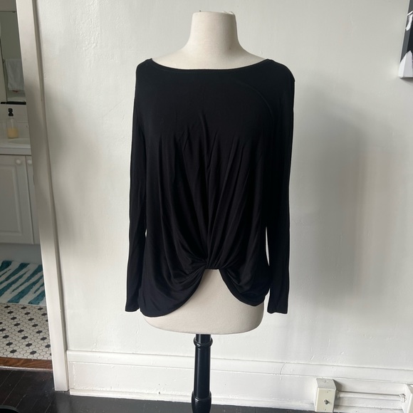Socialite Long Sleeve Black Blouse - Picture 2 of 8